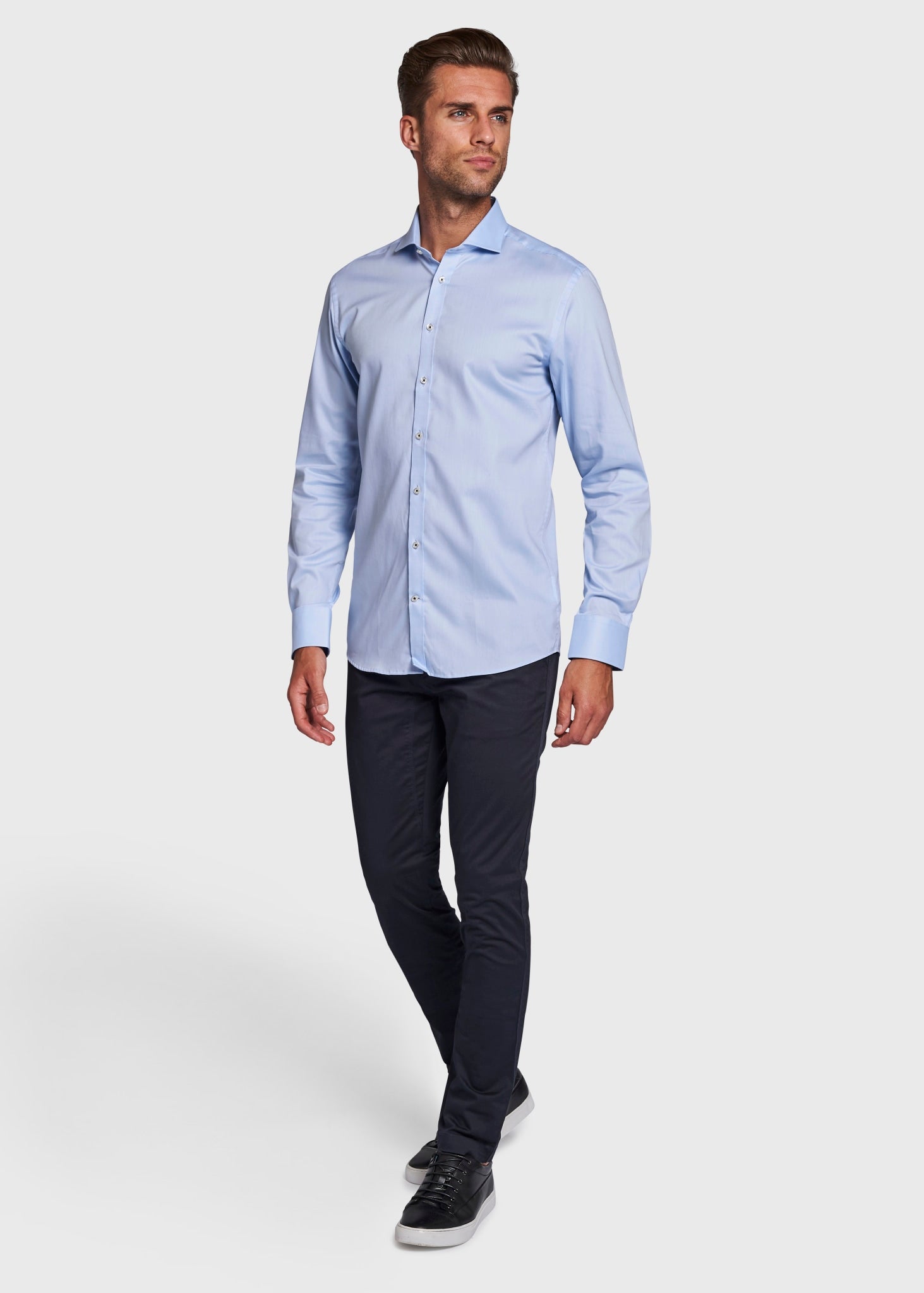 BS Mitte Slim Fit Skjorta - Ljusblå