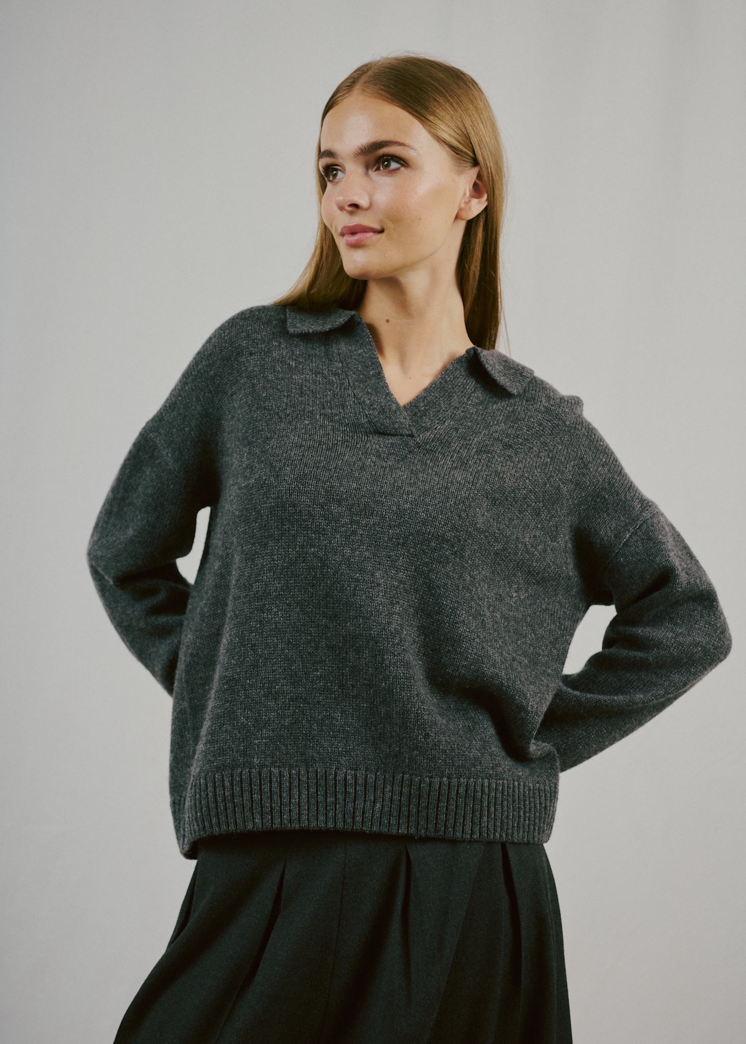 BS Hedwig Regular Fit Strik - Dark Grey