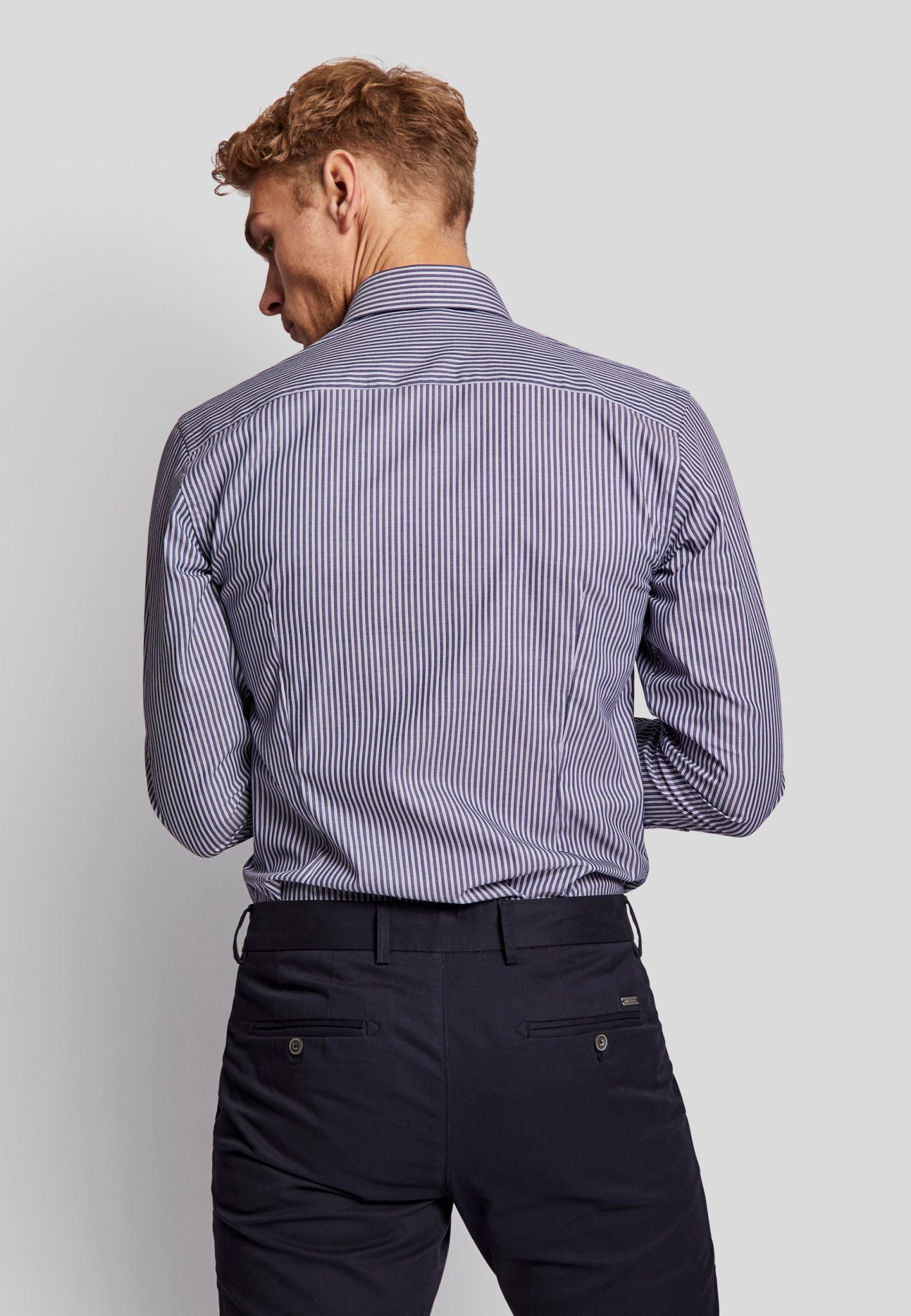 BS Lobont modern fit Skjorte - Dark Blue/White