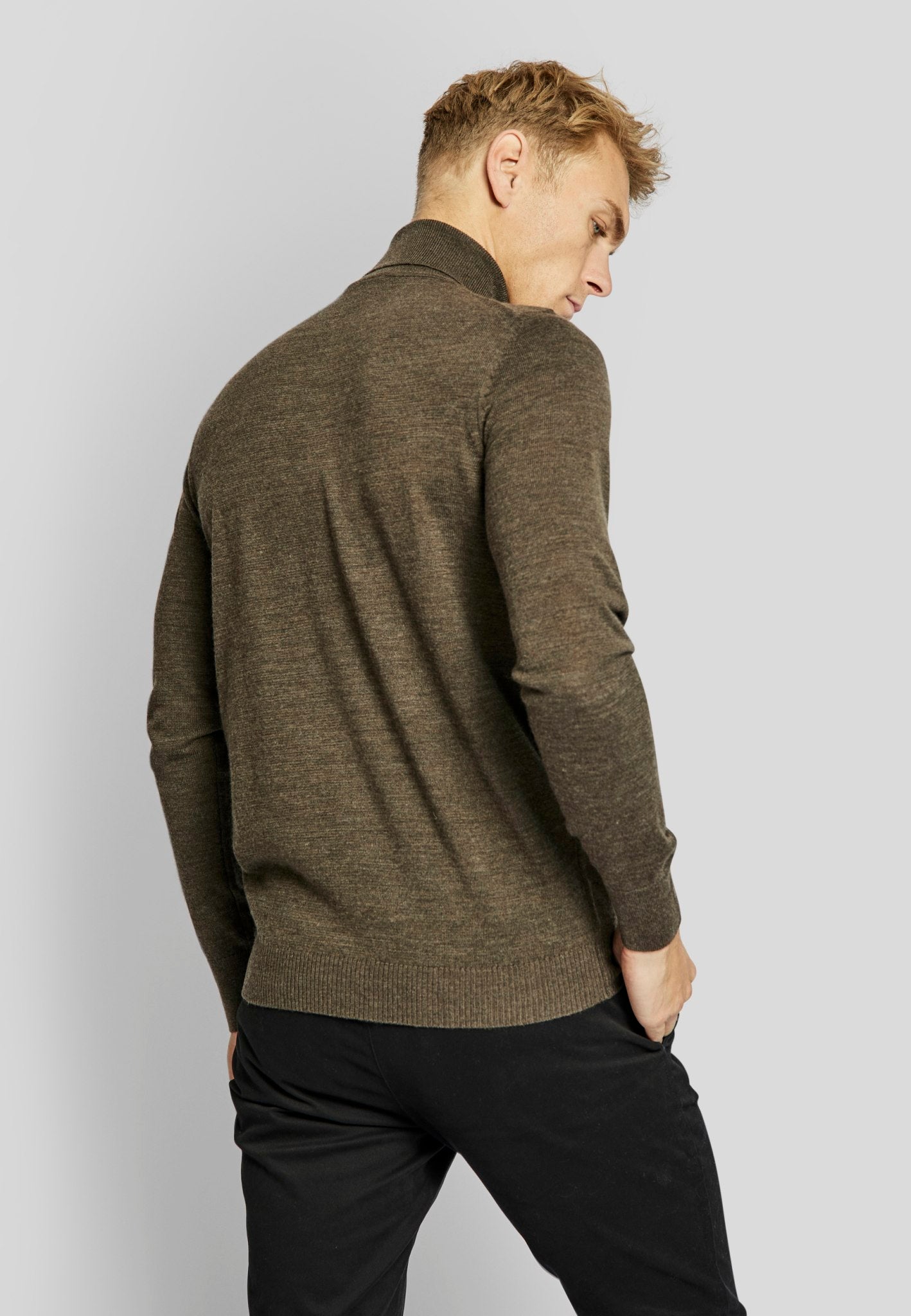 BS Saturn regular fit Strik - Brown